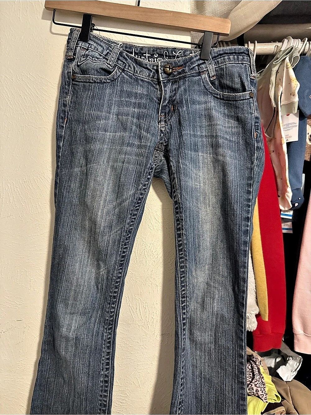 Low rise jeans